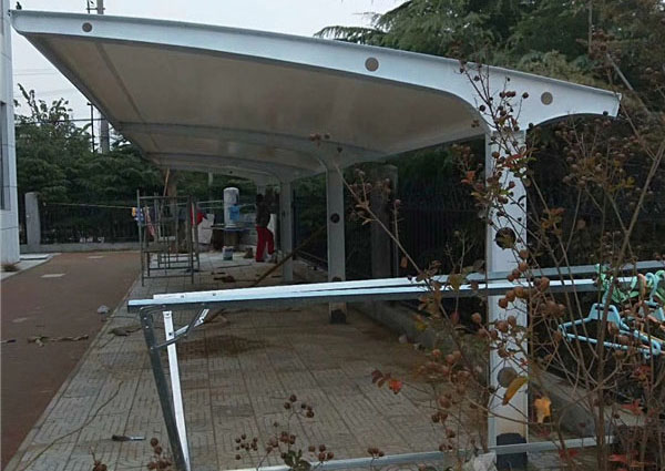 膜結(jié)構(gòu)電動(dòng)車、自行車棚