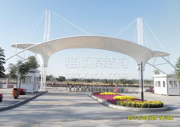 膜結(jié)構(gòu)大門(mén)及出入口